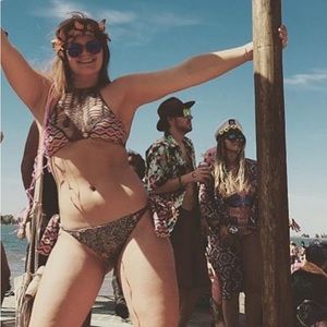 🌺Vintage🌺 ACACAI SWIMWEAR Pink Tribal Print /Gray Crochet Set!!